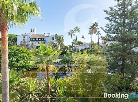 Jardines De Golondrinas Marbella