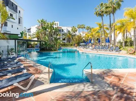 Jardines De Golondrinas Apartahotel