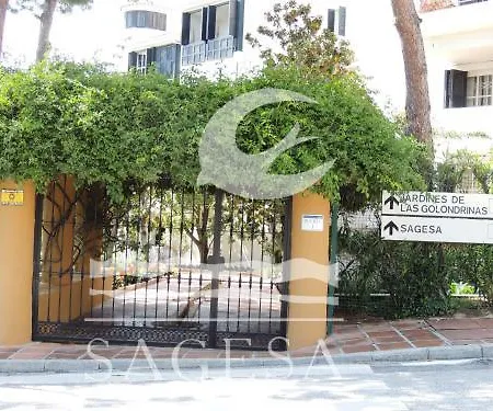 Jardines De Golondrinas 公寓式酒店 4*
